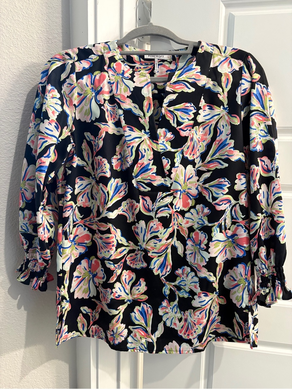 Foxcroft Black Floral 100% cotton Blouse